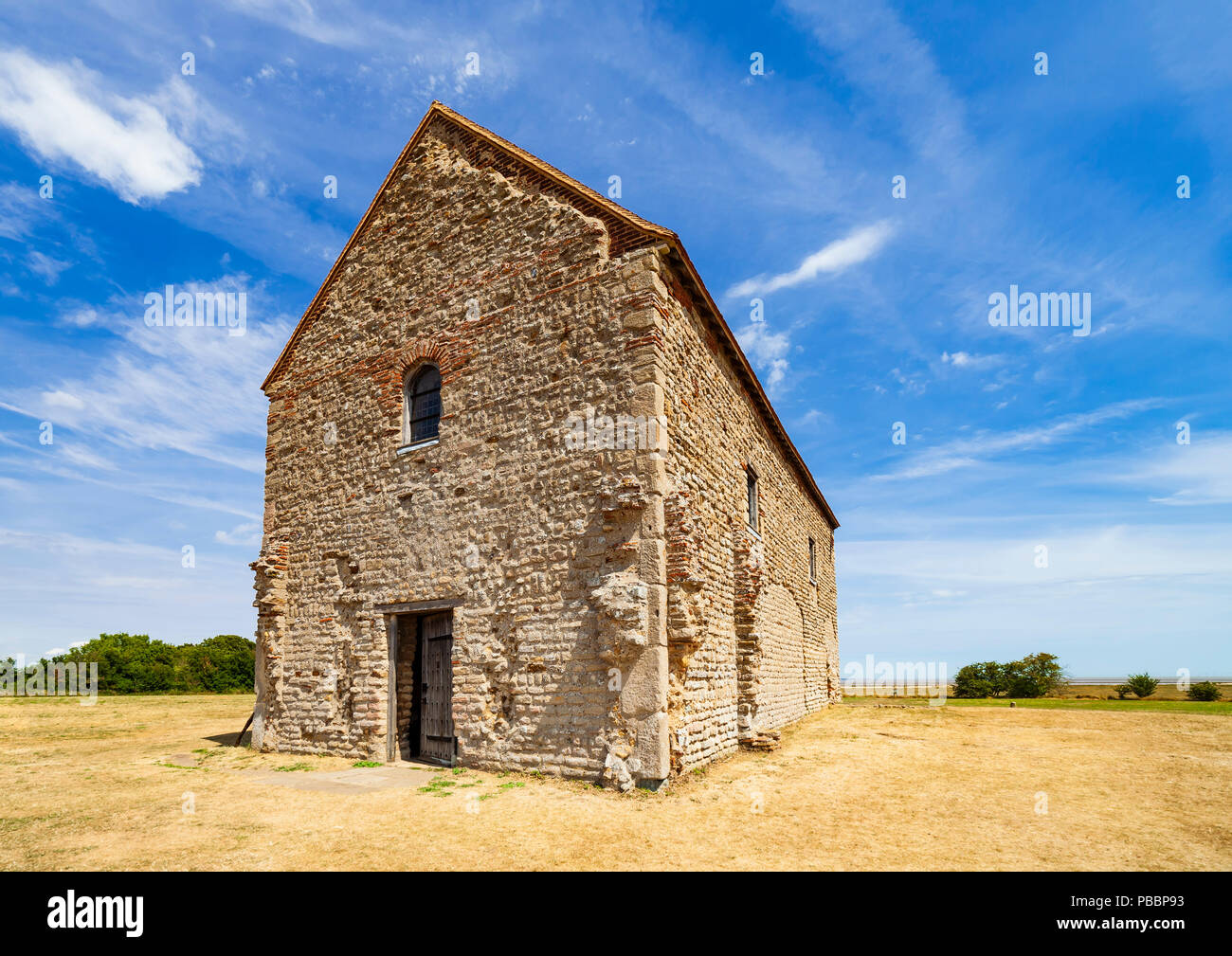 Kapelle St. Peter an der Mauer. Eine der ältesten Kirchen in Großbritannien. Stockfoto