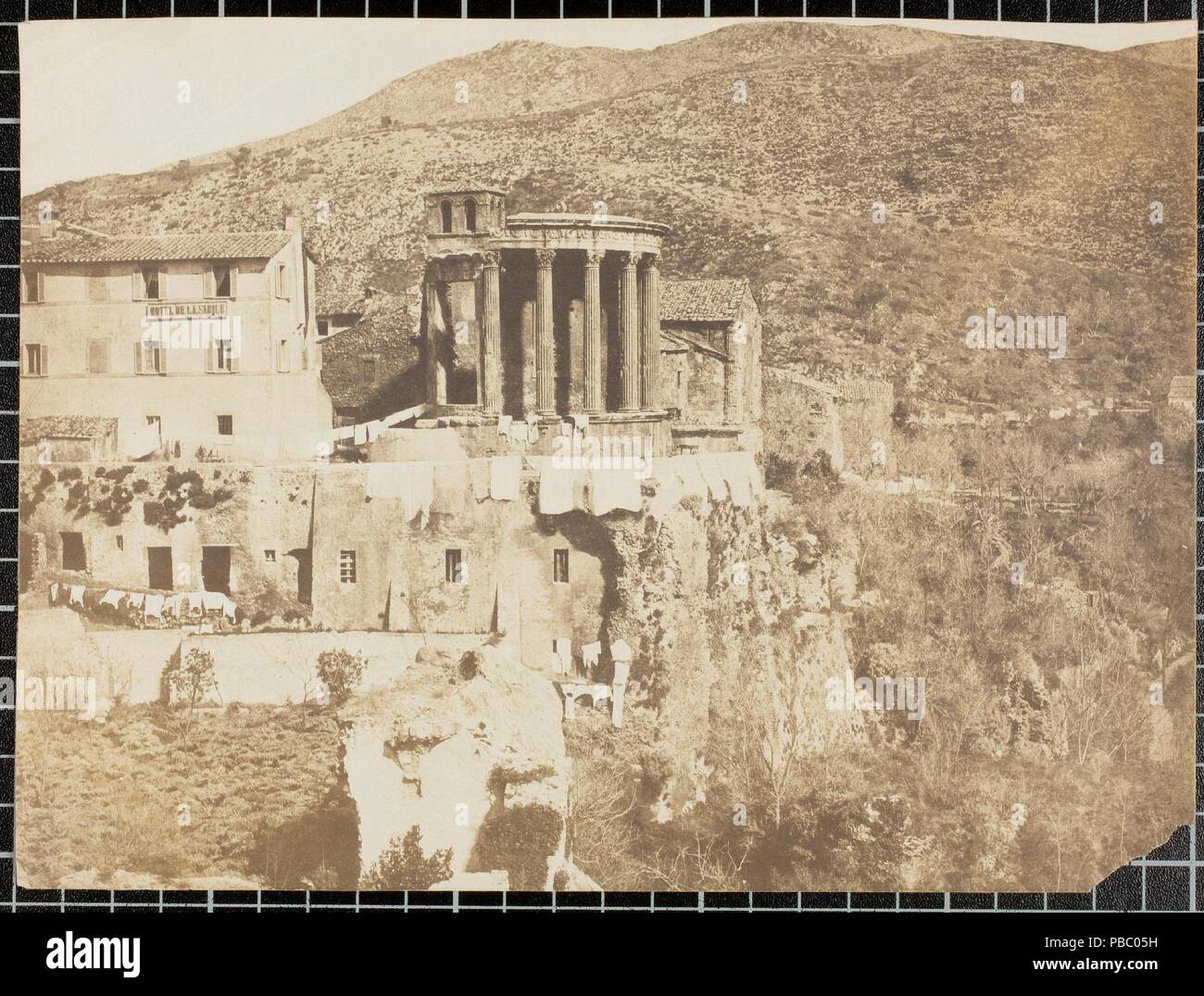 Anonyme/"Der Tempel der Sibylle im Tivoli". 1848 - 1852. Salz Papier auf Fotopapier. Museum: Museo del Prado, Madrid, España. Stockfoto