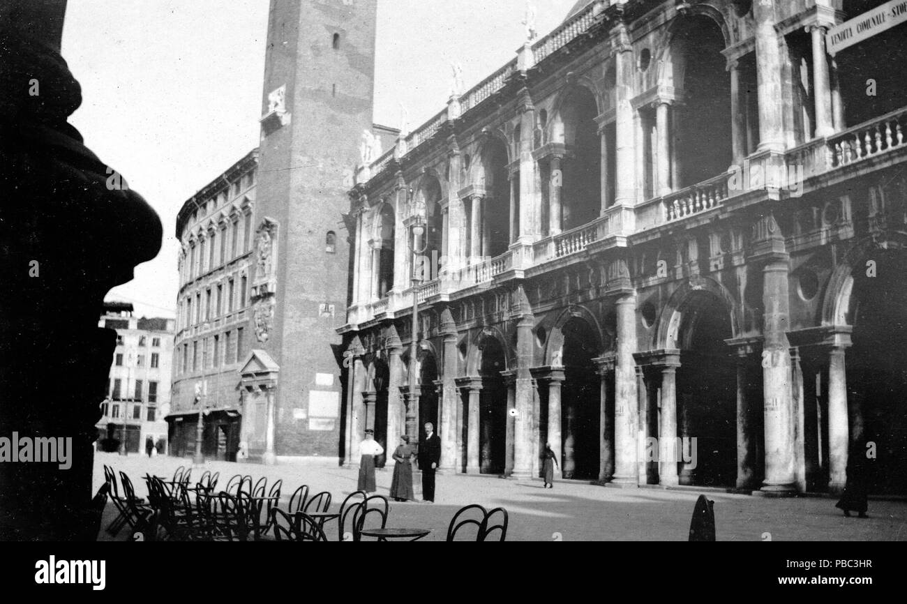 1190 Piazza dei Signori, városháza oder - Fortepan 70326 Stockfoto