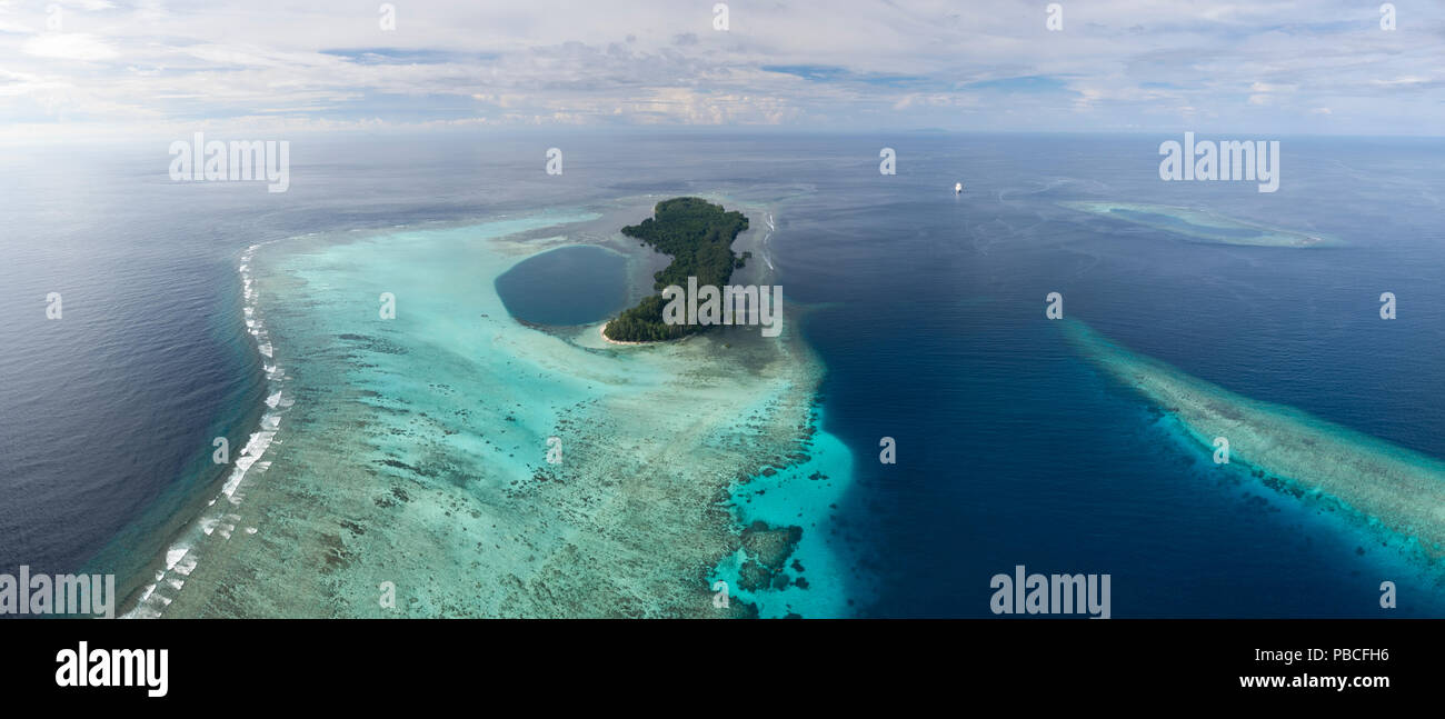 Luftbild von Alim Island, Papua New Guinea Stockfoto
