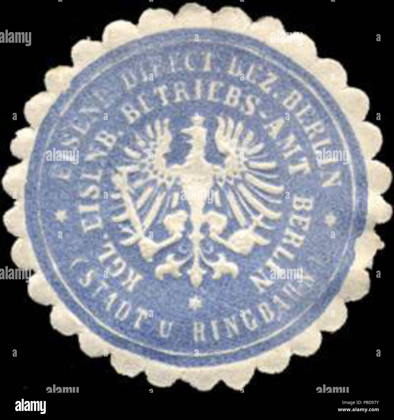 Alte Briefverschlussmarke aus Papier, welche seit ca. 1850 von Behoerden, Anwaelten, Notaren und Firmen zum Verschliessen der Post verwendet wurde. 1353 Siegelmarke Eisenbahn Richtung Bezirk Berlin - Königliches Eisenbahn Betriebs - Amt (Stadt- und Ringbahn) W 0213010 Stockfoto