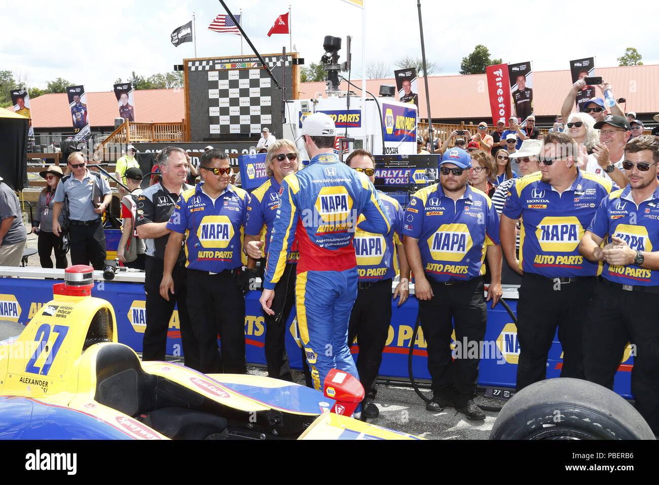 Ohio, USA. 28. Juli 2018. ALEXANDER ROSSI (27) in den Vereinigten Staaten gewinnt die Pole Award für das Honda Indy 200 in Mid-Ohio Sports Car Course in Lexington, Ohio. Credit: Justin R. Noe Asp Inc/ASP/ZUMA Draht/Alamy leben Nachrichten Stockfoto