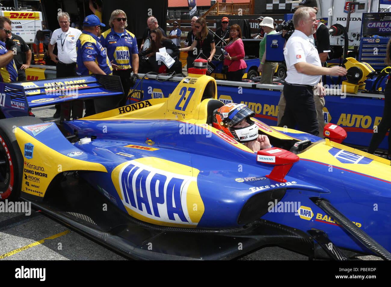 Ohio, USA. 28. Juli 2018. ALEXANDER ROSSI (27) in den Vereinigten Staaten gewinnt die Pole Award für das Honda Indy 200 in Mid-Ohio Sports Car Course in Lexington, Ohio. Credit: Justin R. Noe Asp Inc/ASP/ZUMA Draht/Alamy leben Nachrichten Stockfoto