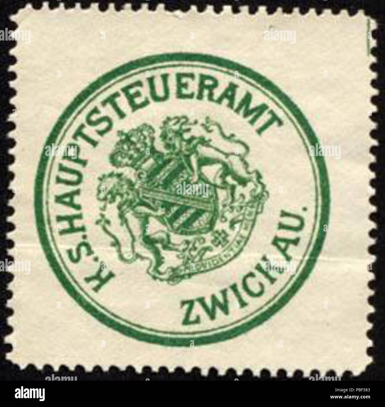 Alte Briefverschlussmarke aus Papier, welche seit ca. 1850 von Behoerden, Anwaelten, Notaren und Firmen zum Verschliessen der Post verwendet wurde. 1462 Siegelmarke Königlich Sächsische Hauptsteueramt - Zwickau W 0228085 Stockfoto