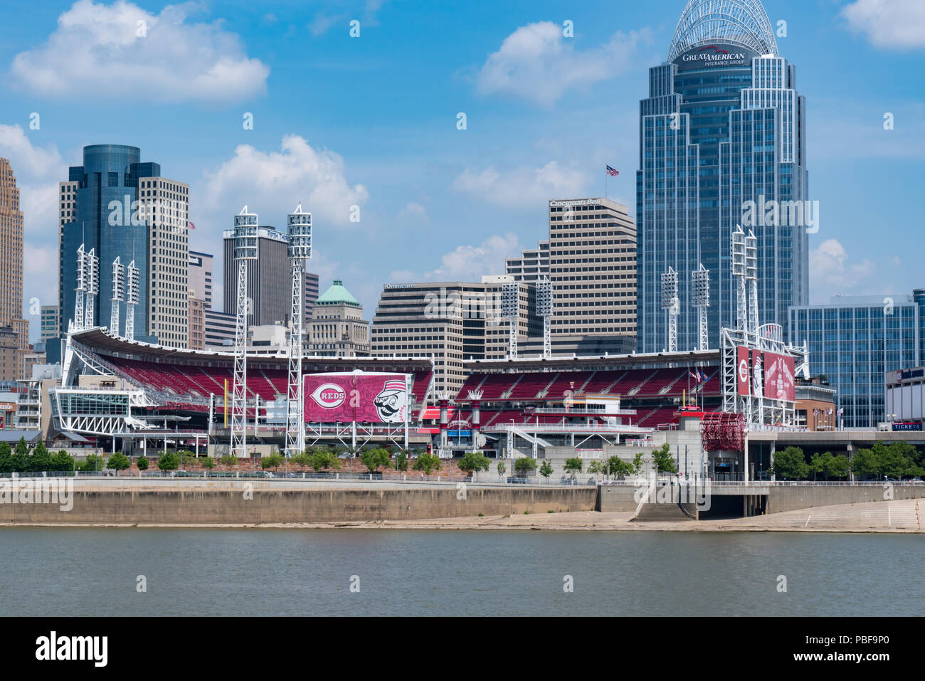 CINCINNATI, OH- 18. JUNI 2018: Great American Ballbark in Cincinnati, Ohio. Haus der Cincinnati Reds Baseball Team Stockfoto