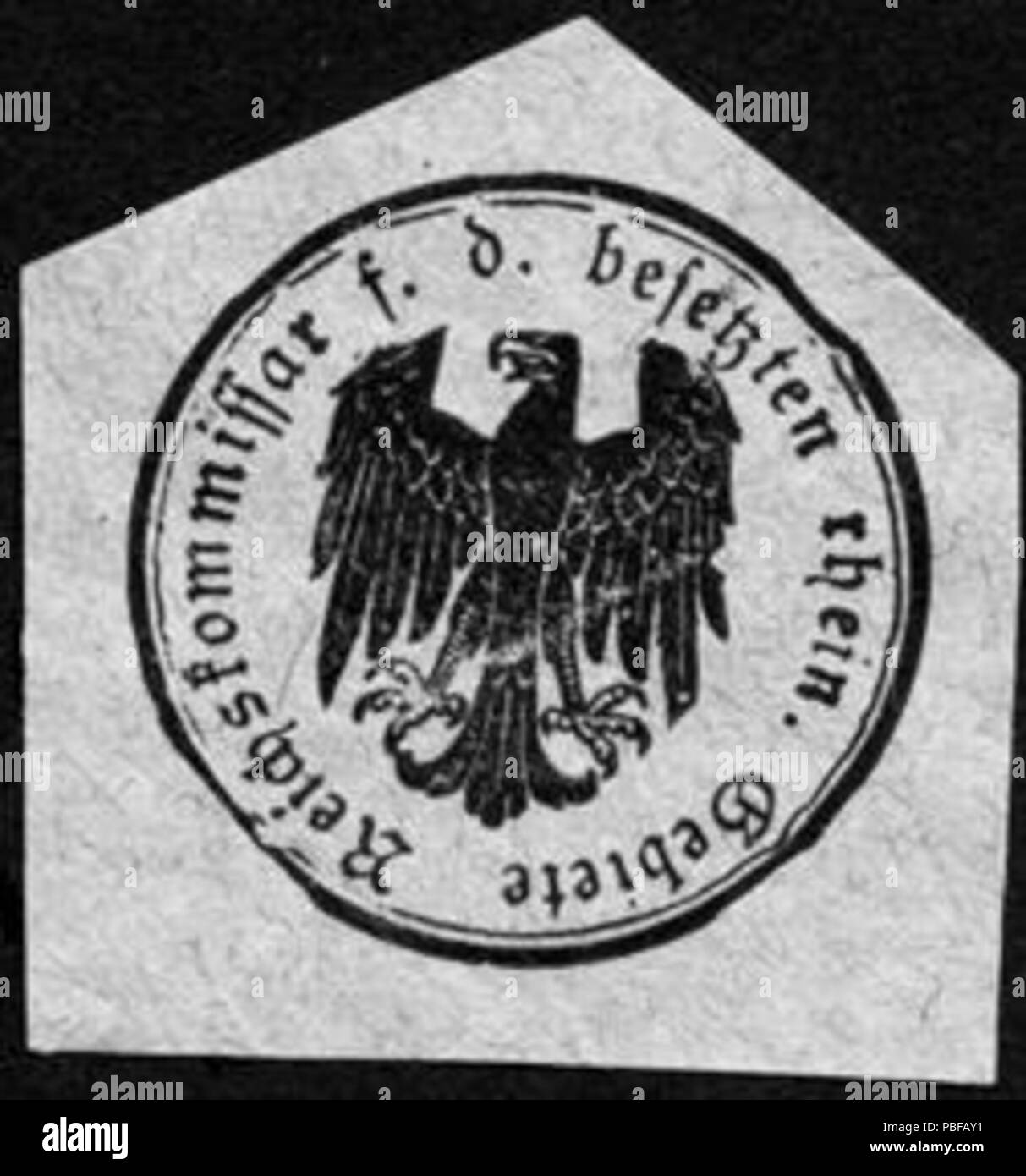 Alte Briefverschlussmarke aus Papier, welche seit ca. 1850 von Behoerden, Anwaelten, Notaren und Firmen zum Verschliessen der Post verwendet wurde. 1501 Siegelmarke Reichskommissar für die besetzten rheinischen Gebiete W 0229121 Stockfoto