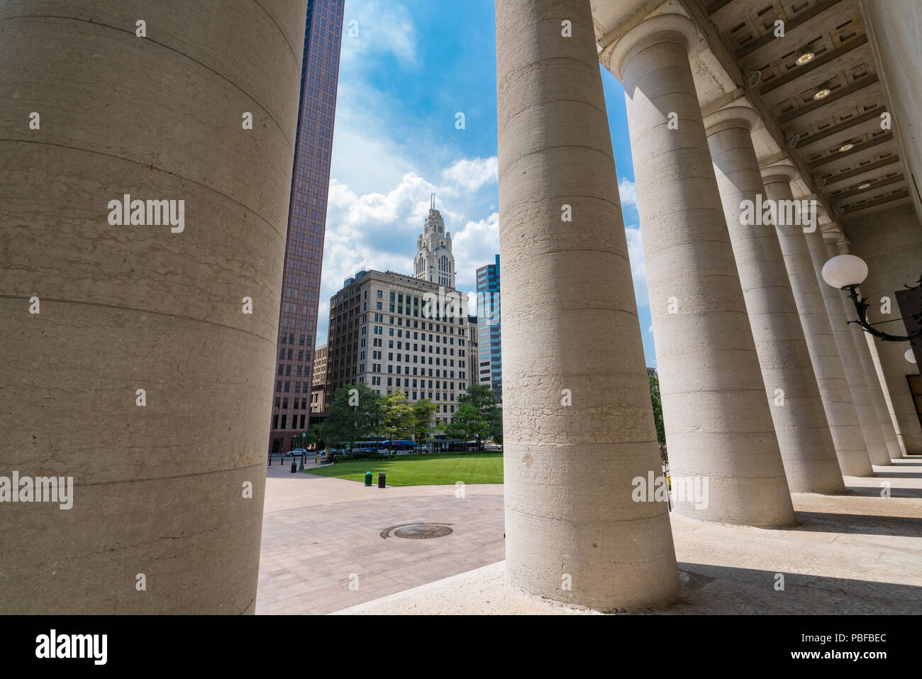 COLUMBUS, OH- - Juni 17, 2018: Säulen des Ohio Gebäude im Capitol Square in Columbus, Ohio Stockfoto