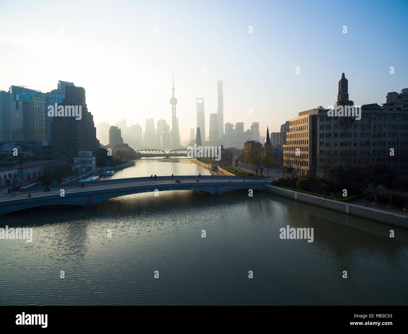 Luftaufnahme von Lujiazui Shanghai China Stadtbild am Morgen Stockfoto