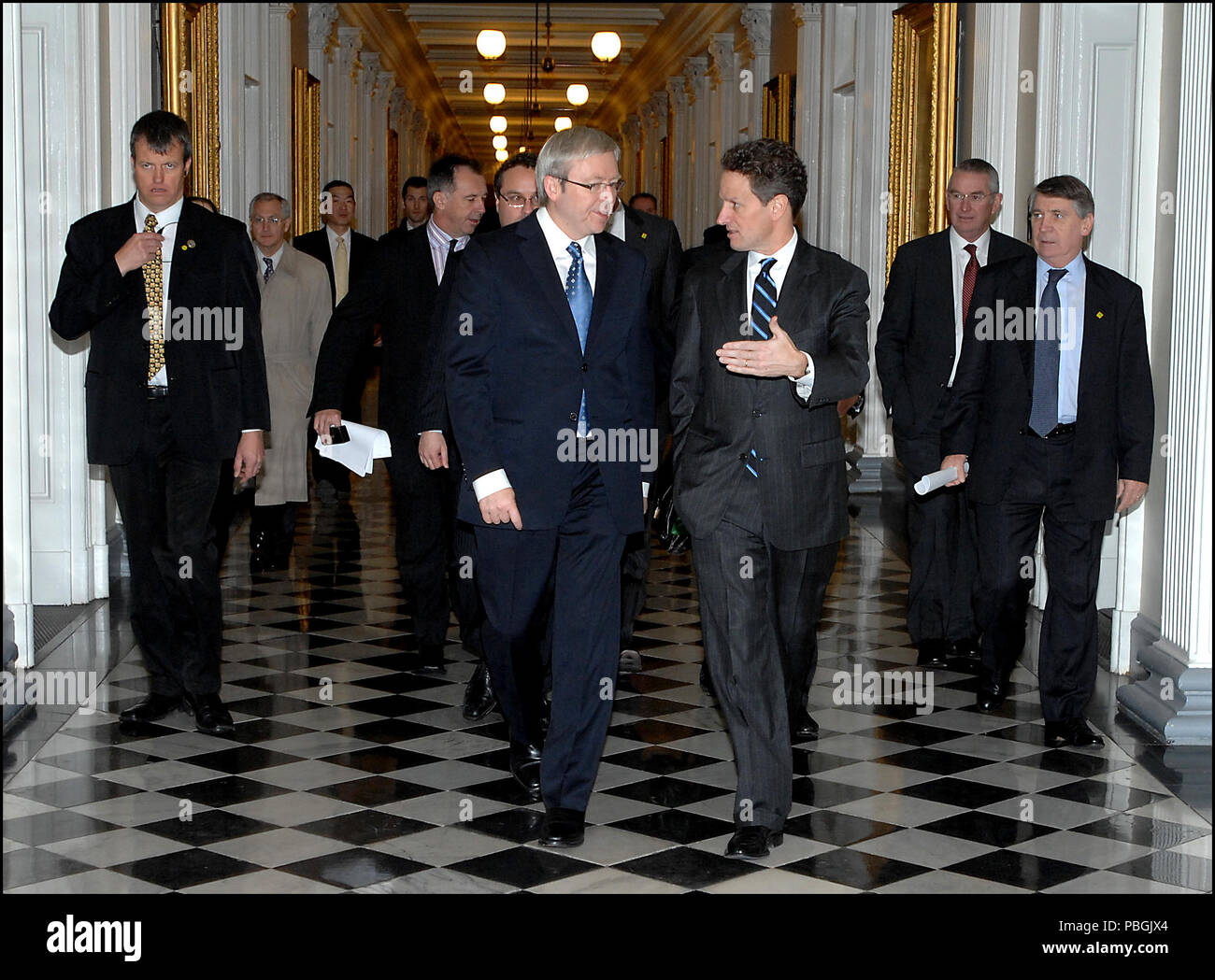 Am 26. März 2009, Geithner traf mit dem australischen Premierminister Kevin Rudd im Treasury. Stockfoto