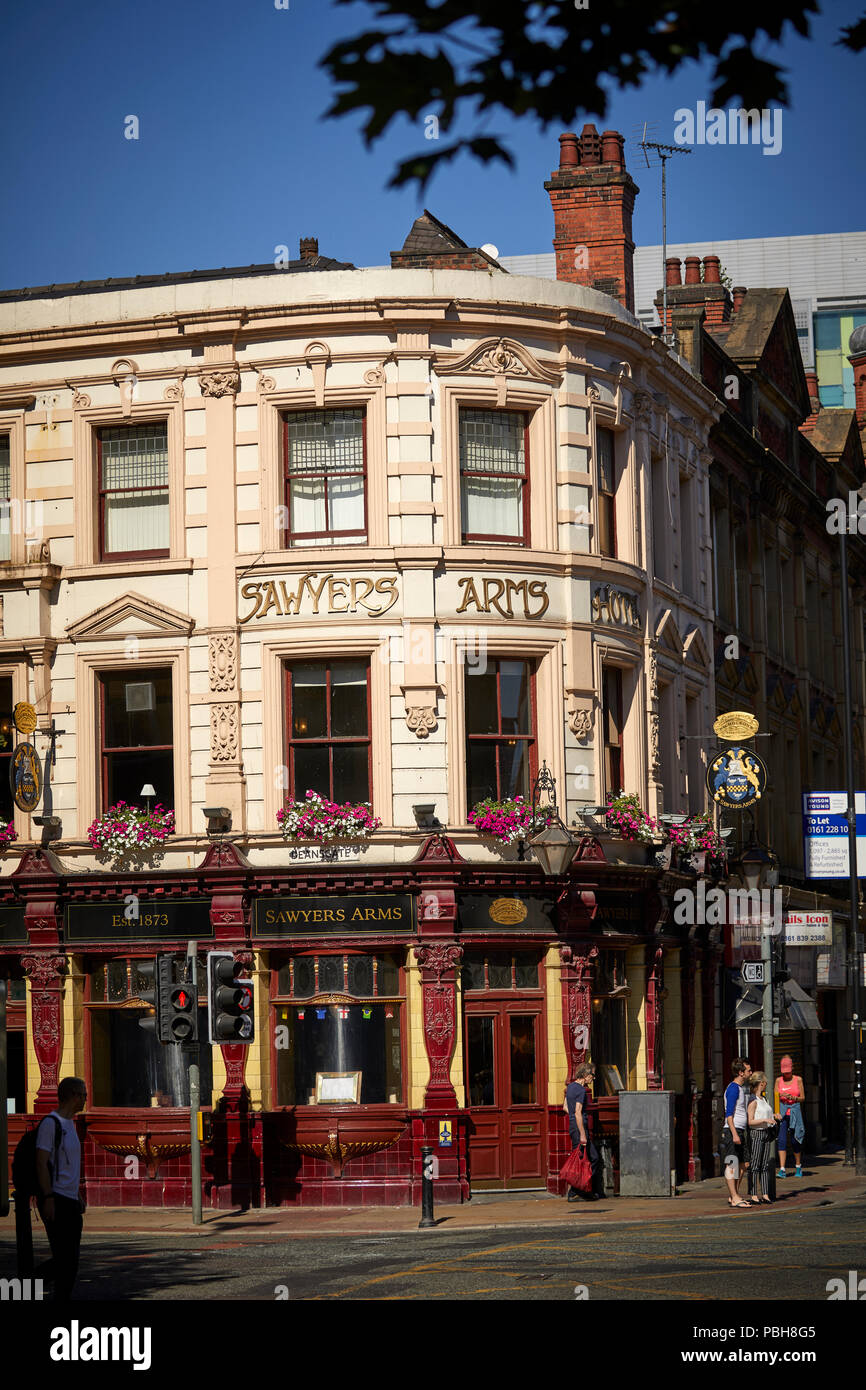 Angeblich, das älteste Pub Sawters Arme, Manchester City Centre Fliesen- Kneipe in Deansgate Stockfoto