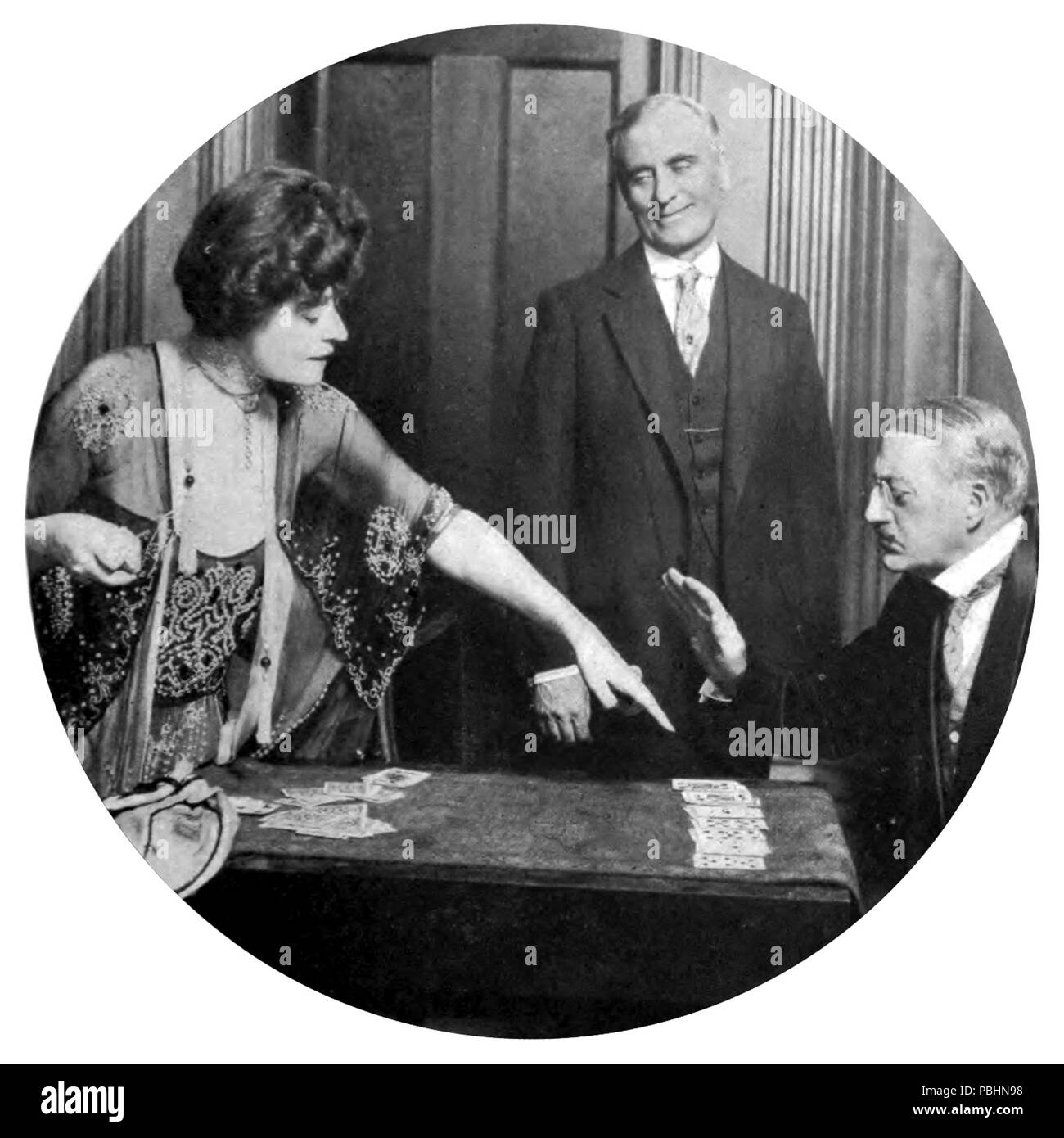 1715 The-Circle -1921-2 Stockfoto