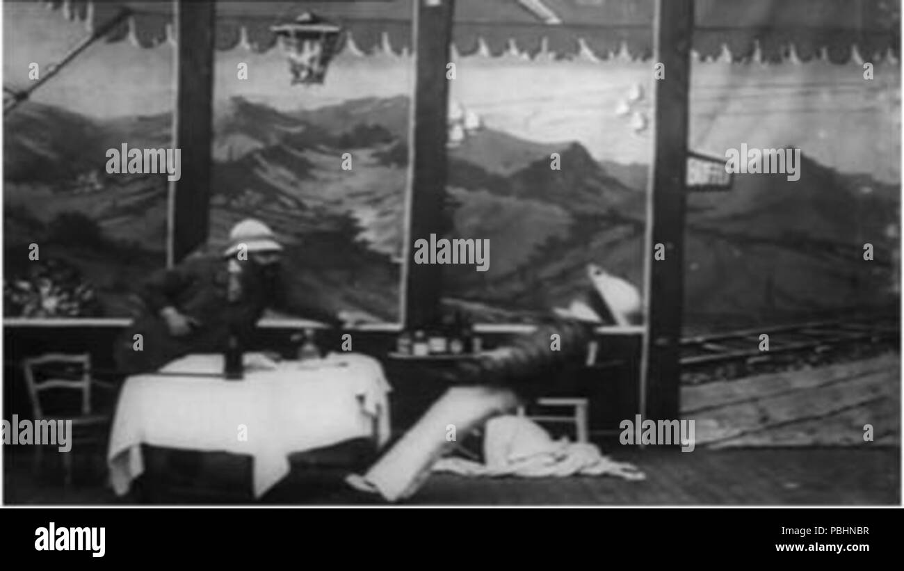 1715 TheExtraordinaryWaiter Stockfoto