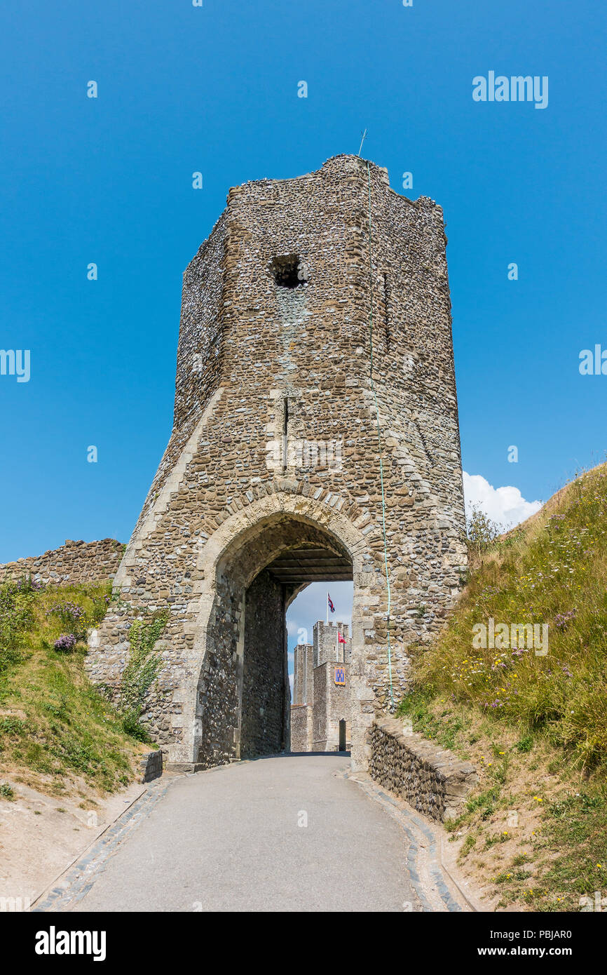 Coltons Gateway, einem normannischen Turm, Dover Castle, Dover, Kent, England, Großbritannien Stockfoto