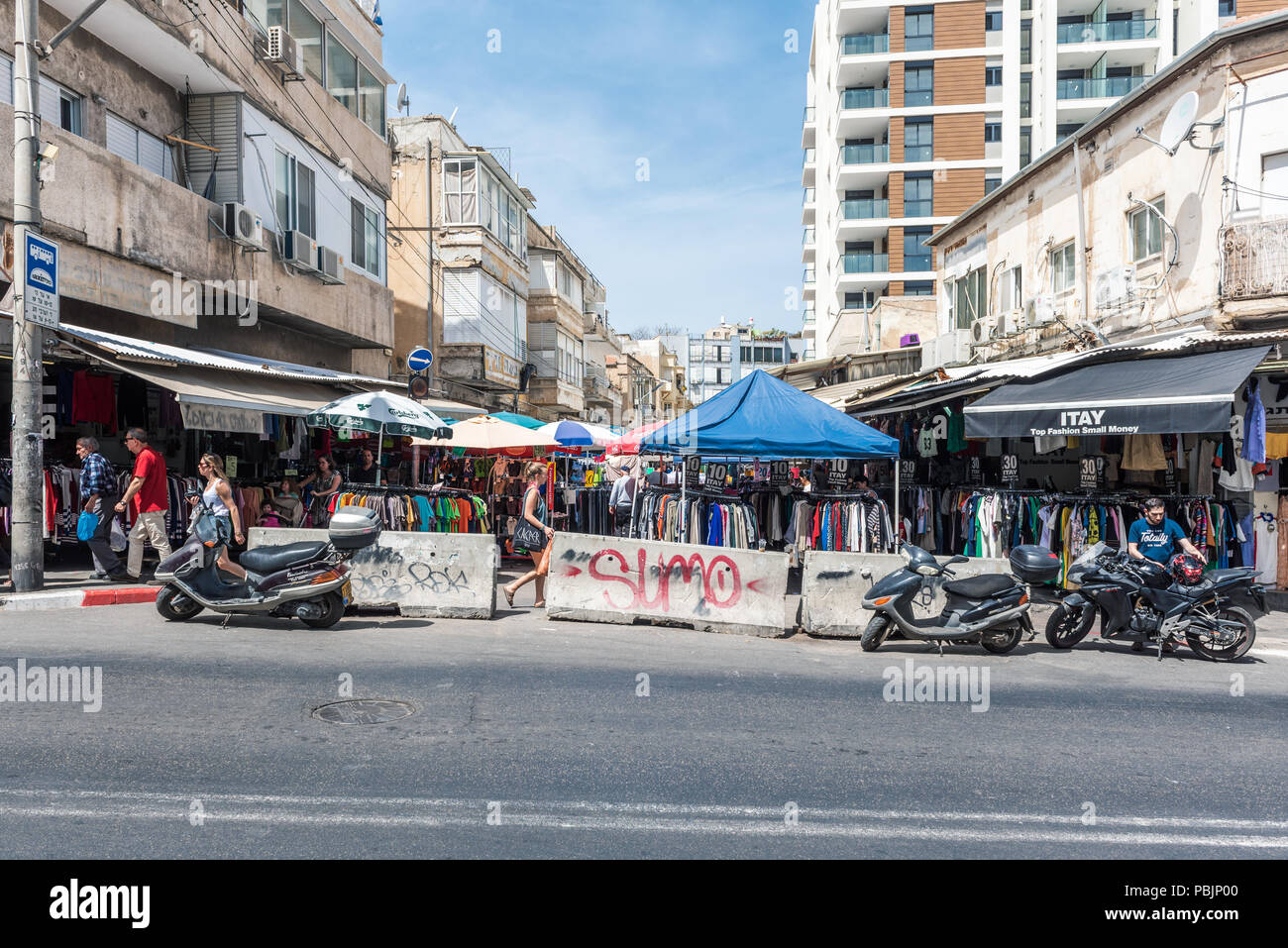 Israel, Tel Aviv - 23. März 2018: Bezalel Markt auf King George Stockfoto