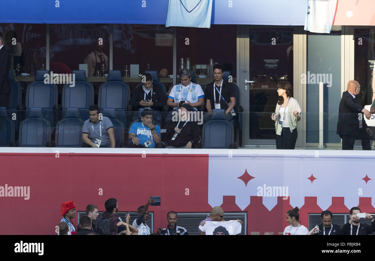 2018 FIFA World Cup - Nigeria vs Argentinien Gruppe D Spieltag 3 Sankt Petersburg mit: Diego Maradona Wo: St. Petersburg, Russische Föderation Wann: 26 Jun 2018 Credit: Anthony Stanley/WENN.com Stockfoto