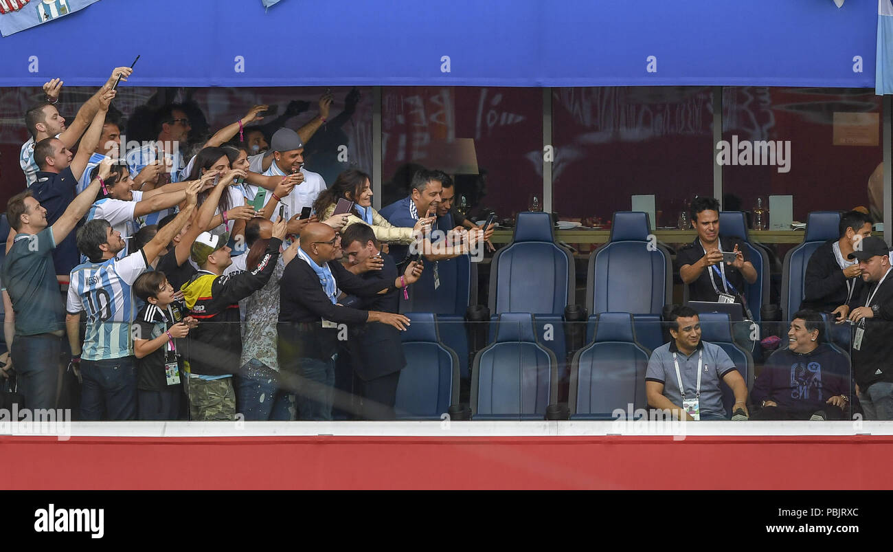 2018 FIFA World Cup - Nigeria vs Argentinien Gruppe D Spieltag 3 Sankt Petersburg mit: Diego Maradona Wo: St. Petersburg, Russische Föderation Wann: 26 Jun 2018 Credit: Anthony Stanley/WENN.com Stockfoto