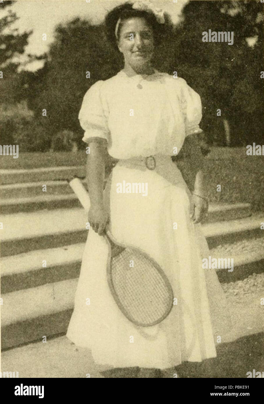 . Englisch: amerikanische Tennisspieler Hazel Hotchkiss (1886-1974), C. 1910. ca. 1910 748 Hazel Hotchkiss 1910 Stockfoto
