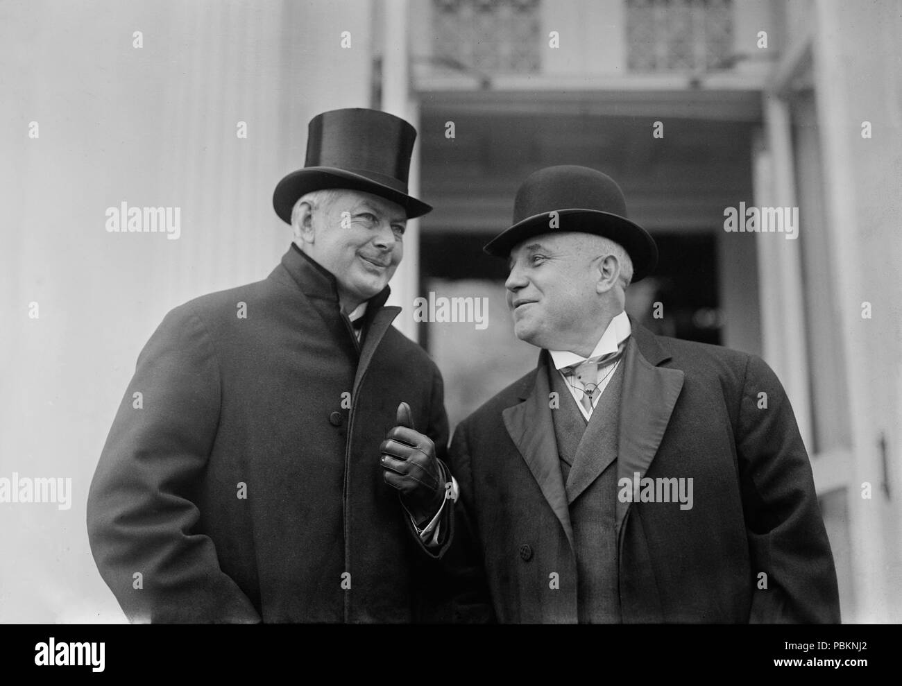 . Englisch: Zwei Wilson Cabinet Beamte: Postmaster General Albert S. Burleson (links) und Interior Secretary Franklin K. Lane. Zwischen 1910 und 1915 885 Laneburleson Stockfoto