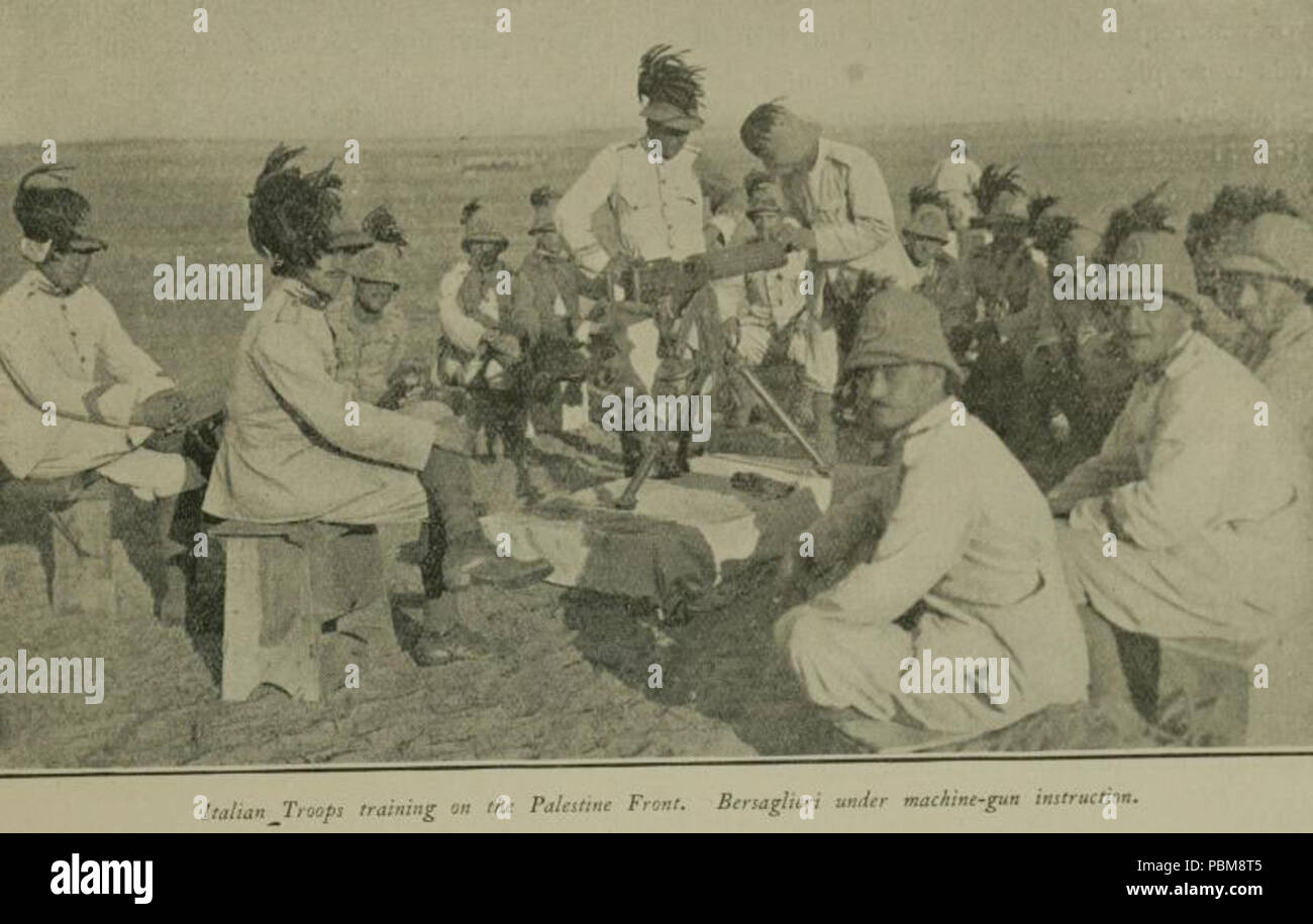 . WWI Foto-italienischen Truppen (bersaglieri) in Palästina im Jahr 1917. 1917 oder früher 817 italienische Truppen in Palästina Stockfoto