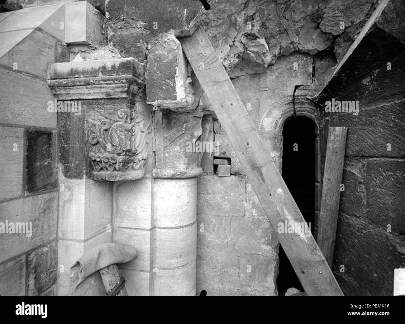 Abbaye Saint-Martin-des-Champs (Ancienne) Conservatoire National des Arts et Métiers Musée National des Techniken - Eglise. Chorhaupt Fenêtre Du 1e étage Côté... - Médiathèque de l'Arch 0104. Stockfoto