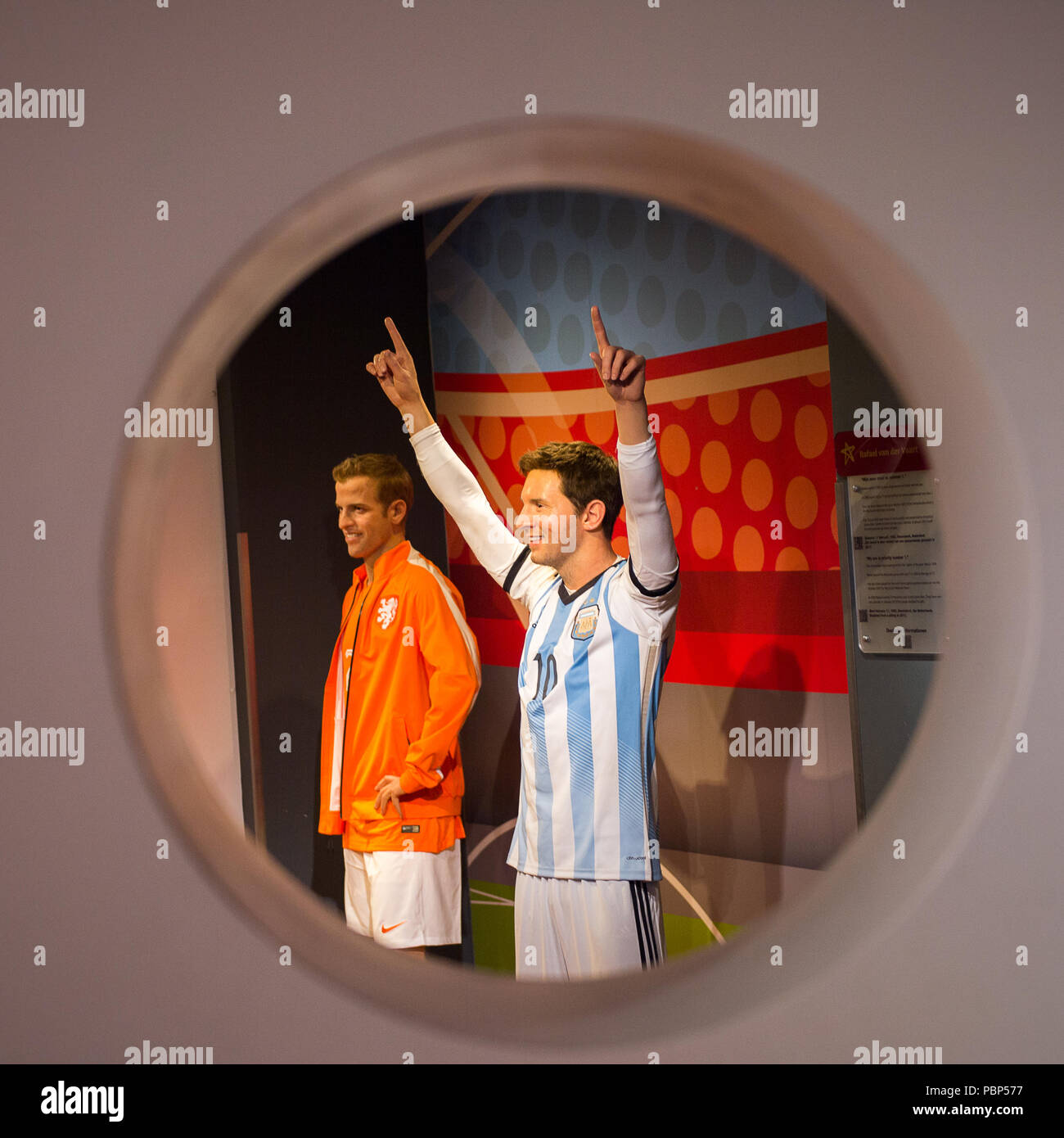 AMSTERDAM, NIEDERLANDE - Jun 1, 2015: Leonel Messi, FC Barcelona und des argentinischen Nationalstürmer, Madame Tussauds Museum in Amsterdam. Marie Tussa Stockfoto