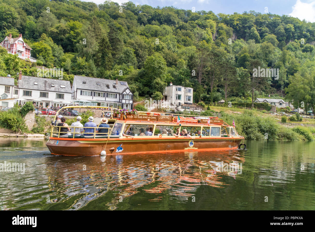 Eine Reise auf dem Fluss Wye an Symonds Yat Osten, Herefordshire, England, Großbritannien Stockfoto