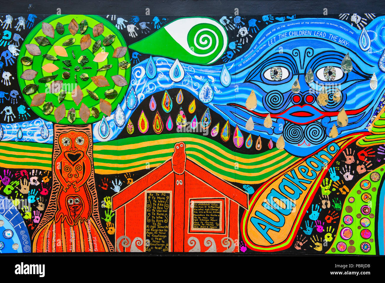 Hundertwasser Wandmalerei in Kawakawa, North Island, Neuseeland Stockfoto