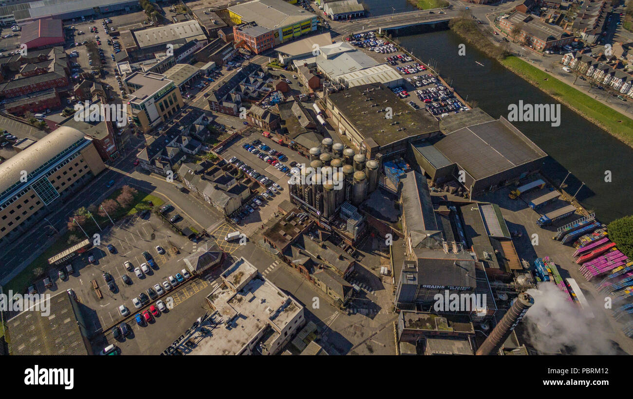 Aus der Vogelperspektive des ehemaligen Brains Brauereistandortes, heute der Standort des Central Quay im Zentrum von Cardiff, Wales, Großbritannien: Phillip Roberts Stockfoto