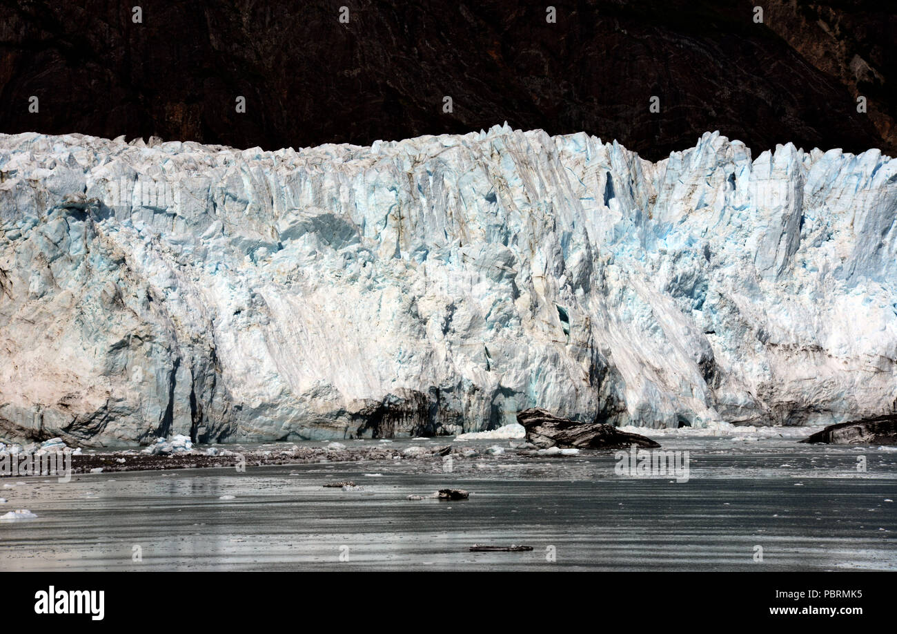 Margerie Gletscher aus dem Deck von Holland America Line Kreuzfahrt Schiff Volendam gesehen, wie sie Kreuzfahrten Glacier Bay National Park, Alaska. USA Stockfoto