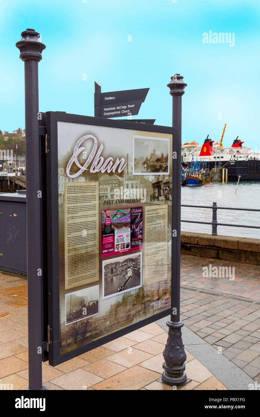 Eine Infotafel über die Geschichte der Stadt an der Küste in Oban, Argyll und Bute, Schottland, Großbritannien Stockfoto