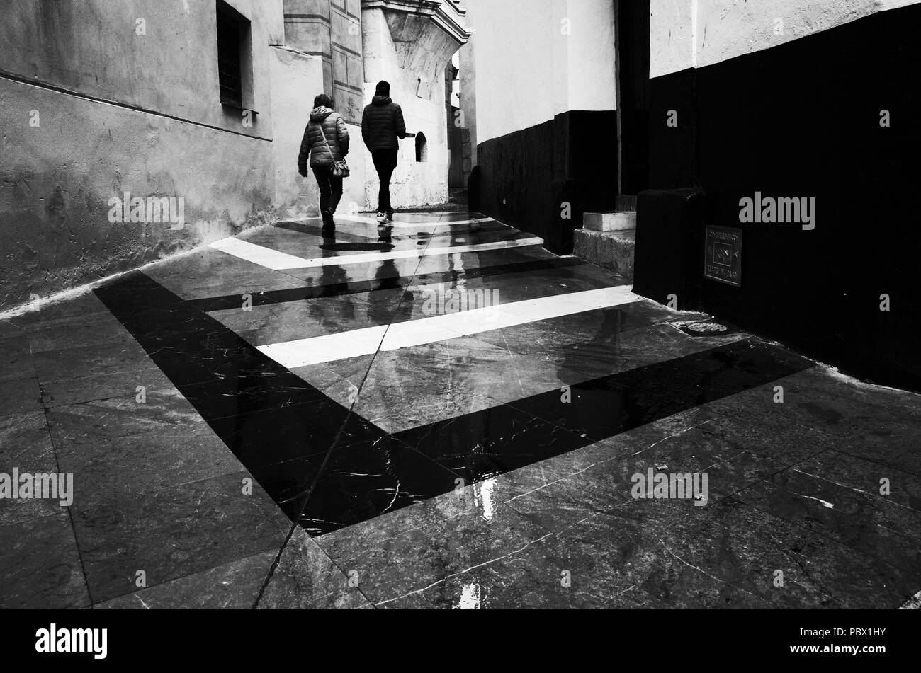 Malaga Gasse in Regen Stockfoto