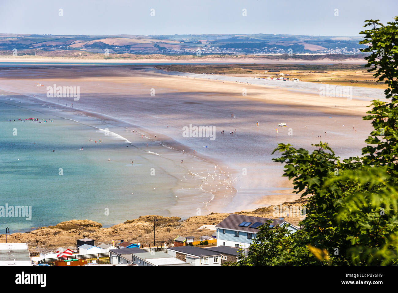Blick über Westward Ho!, Devon, Großbritannien, von Kipling Tors Stockfoto