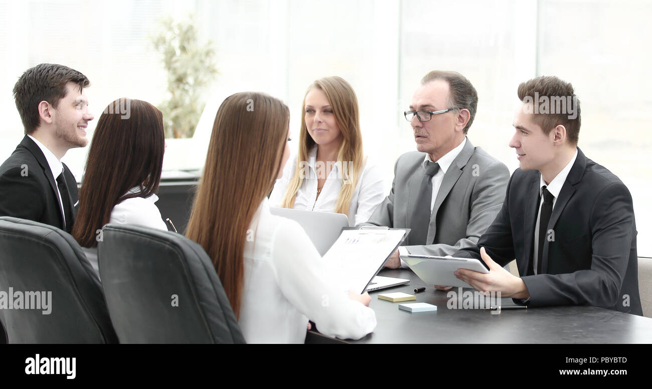 Business Team zu einem Treffen im Büro. Stockfoto