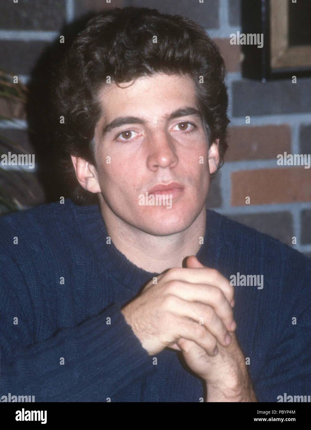 John F. Kennedy Jr 1985 Foto von John BarrettPHOTOlink.net/MediaPunch Stockfoto