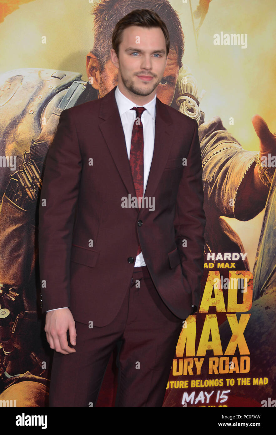 Nicholas Hoult 023 Ankunft auf dem Mad Max Grimm Straße Premiere auf der TCL Chinese Theatre in Los Angeles. Mai 7, 2015. Nicholas Hoult 023 - - - - - - - - - - - - - Red Carpet Event, Vertikal, USA, Filmindustrie, Prominente, Fotografie, Bestof, Kunst, Kultur und Unterhaltung, Topix Prominente Fashion/Vertikal, Besten, Event in Hollywood Leben - Kalifornien, Roter Teppich und backstage, USA, Film, Stars, Film Stars, TV Stars, Musik, Promis, Fotografie, Bestof, Kunst, Kultur und Unterhaltung, Topix, drei Viertel, vertikal, eine Person aus dem Jahr 2015, Anfrage tsun Stockfoto