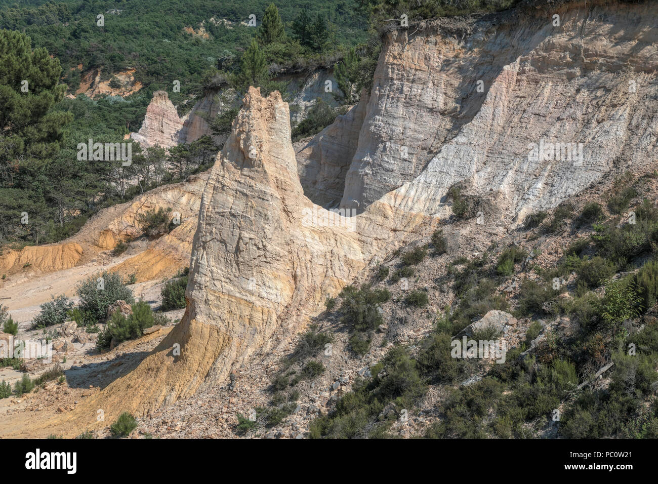 Französische Kolorado, Rustrel, Vaucluse, Provence, Frankreich, Europa Stockfoto