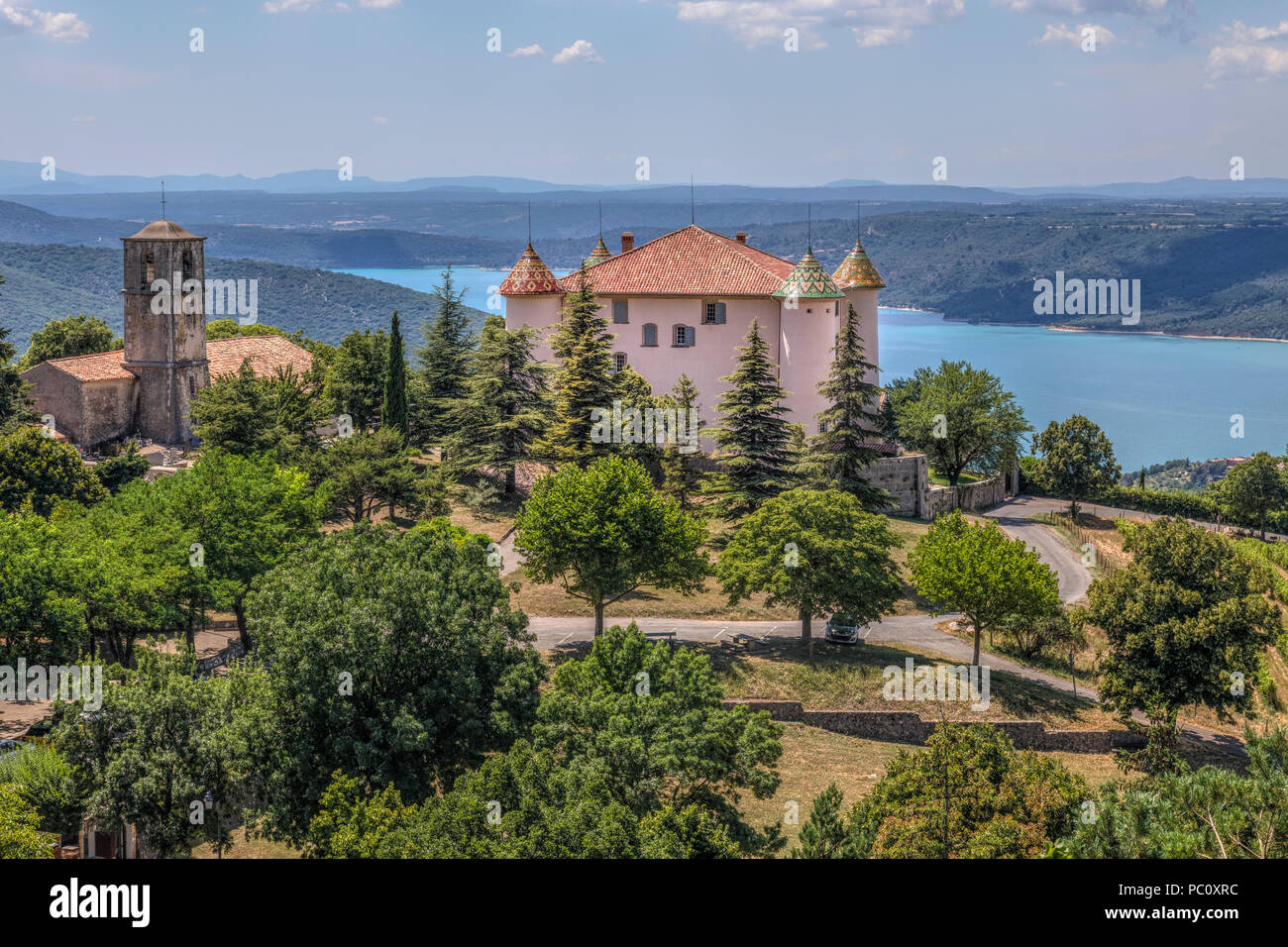 Chateau d'Aiguines, Verdon Schlucht, Alpes-de-Haute-Provence, Frankreich, Europa Stockfoto