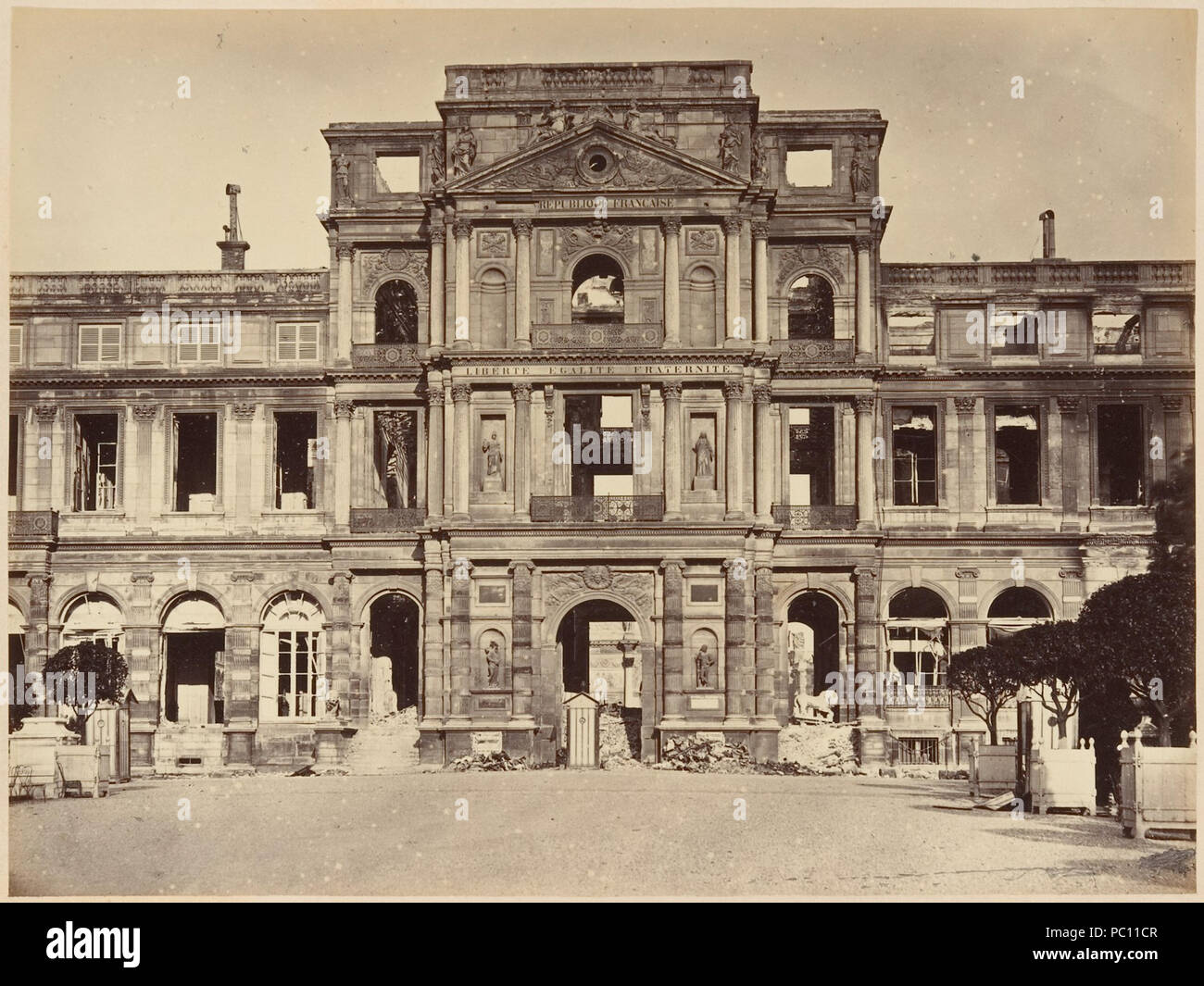 368 Les Ruinen de Paris et de ses Umgebung 1870-1871, Cent Fotografien, Premier Volume. DP 161584 Stockfoto