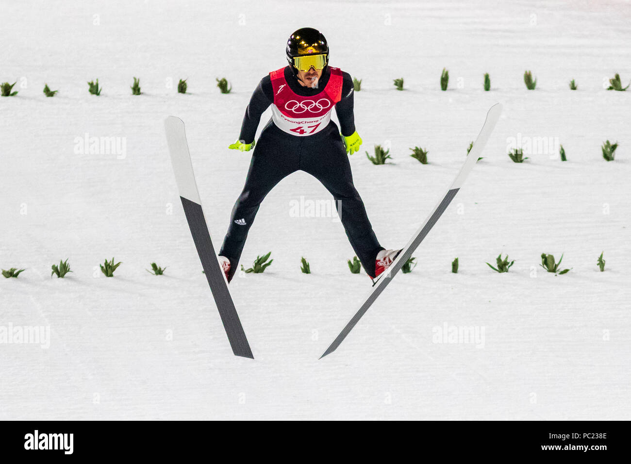 Andreas Stjernen (NOR) konkurrieren im Skispringen Herren Normalschanze Qualifikation bei den Olympischen Winterspielen PyeongChang 2018 Stockfoto