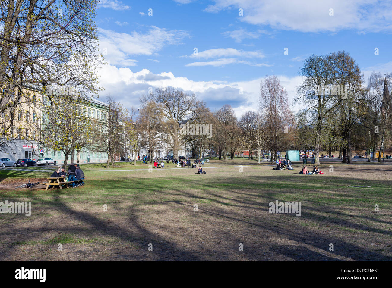 Sofienberg Park ist ein großer Park im Stadtteil Grünerløkka von Oslo, Norwegen Stockfoto
