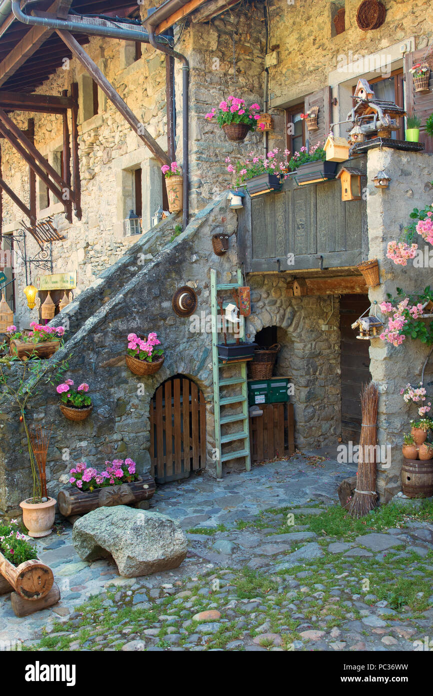 Das mittelalterliche Dorf Yvoire Stockfoto