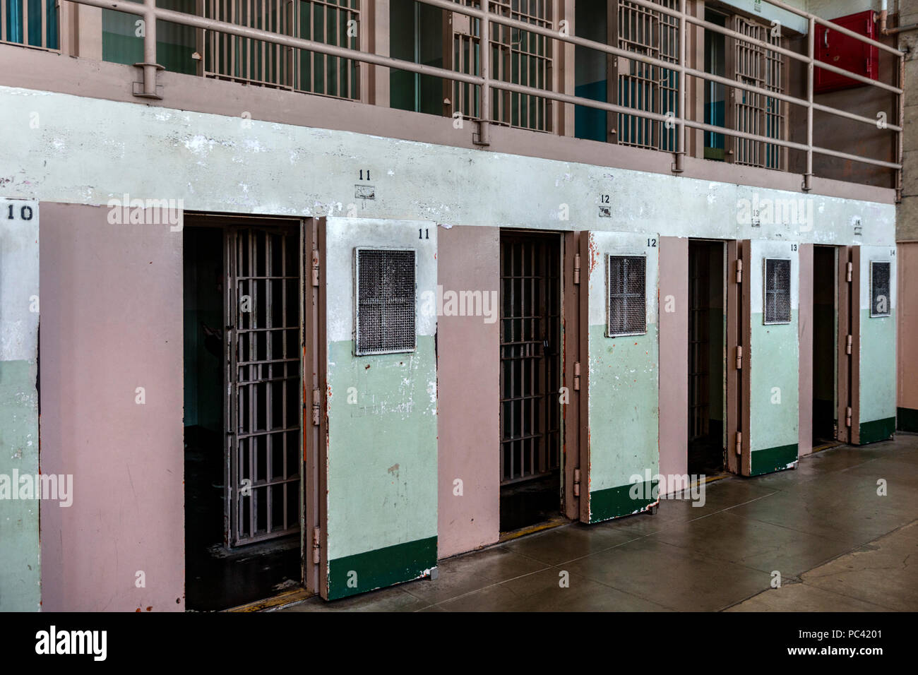 Segregation Block Zellen, Alcatraz Island, San Francisco, Kalifornien, Vereinigte Staaten von Amerika, Samstag, Juni 02, 2018. Stockfoto