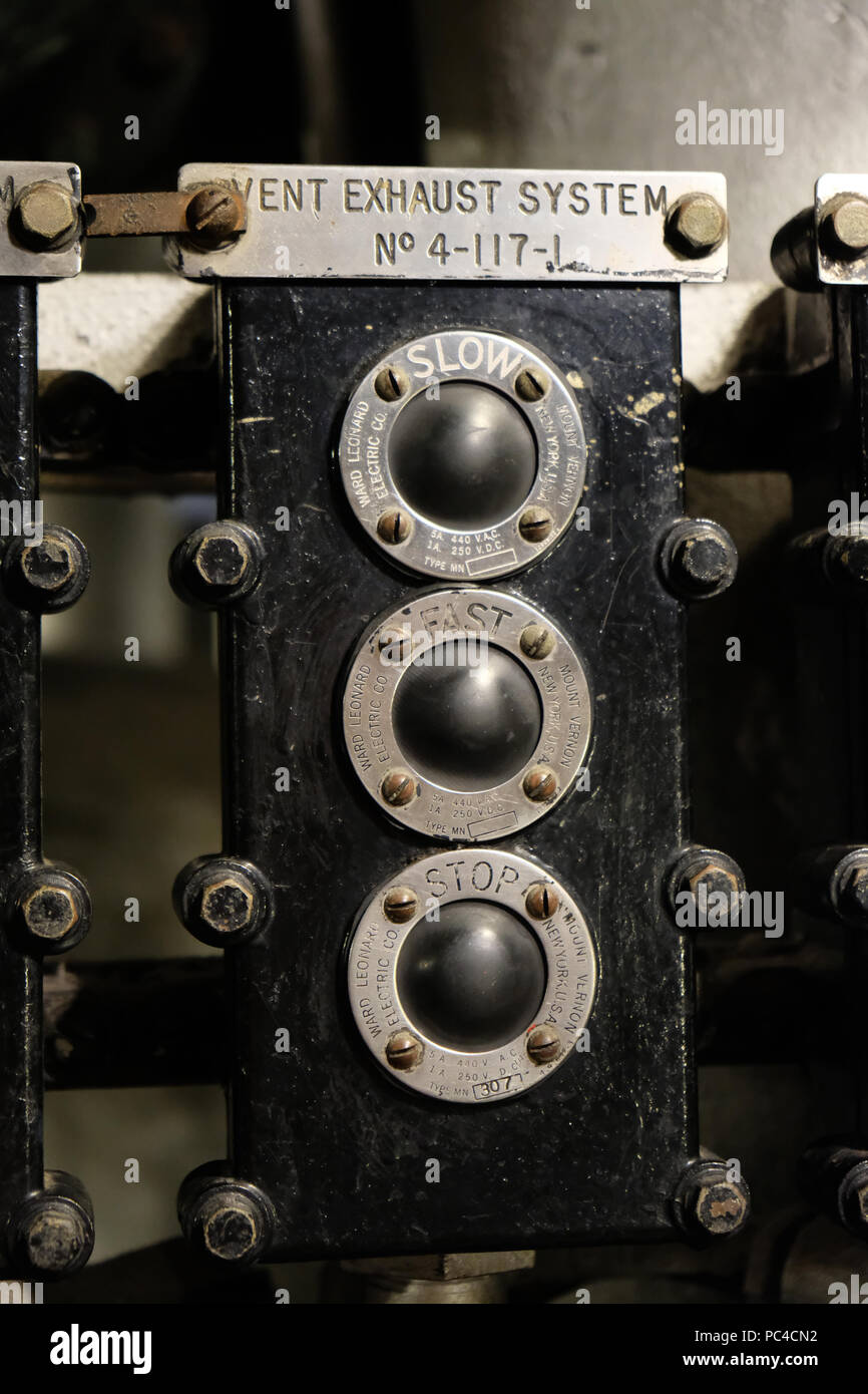 Ward Leonard Electric Company Vent Auspuffanlage an Bord der U.S.S. North Carolina Battleship, Wilmington, North Carolina, United States. Stockfoto