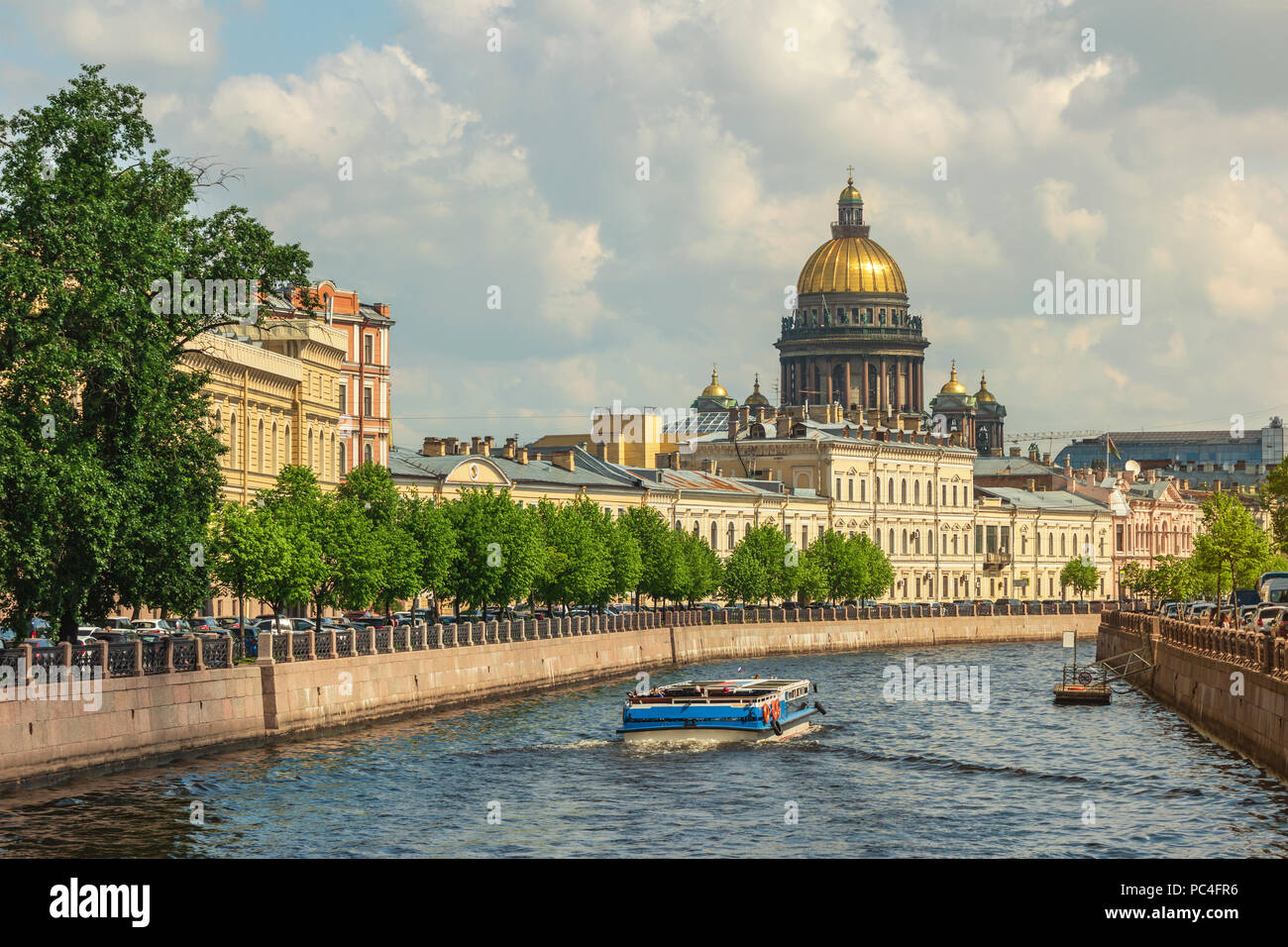 Sankt Petersburg City Skyline bei St. Isaac Kathedrale, St. Petersburg, Russland Stockfoto