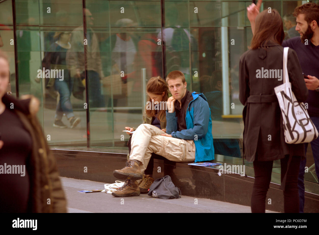 Glasgow, Schottland, Großbritannien 1. August. Die Europäischen Meisterschaften beginnen in der Stadt und Berlin gleichzeitig als Stadt Banner für den sportlichen Feier im Zentrum der Stadt. Gerard Fähre / alamy Nachrichten Stockfoto