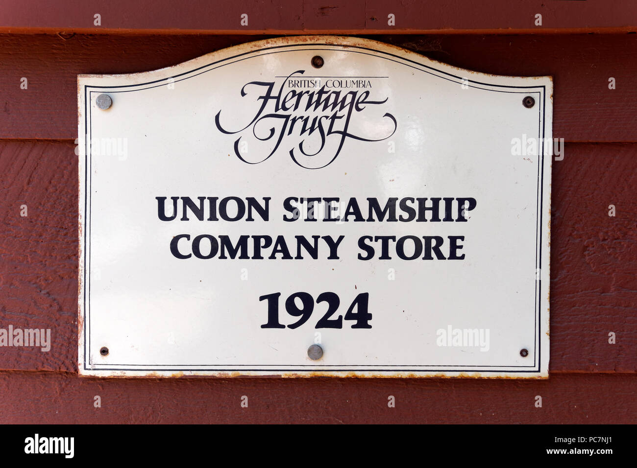 Union Steamship Company Store Gedenktafel an der ehemaligen Alten General Store Gebäude auf Bowen Island in der Nähe von Vancouver, British Columbia, Kanada Stockfoto Union Steamship Company Store Gedenktafel an der ehemaligen Alten General Store Gebäude auf Bowen Island in der Nähe von Vancouver, British Columbia, Kanada Stockfoto