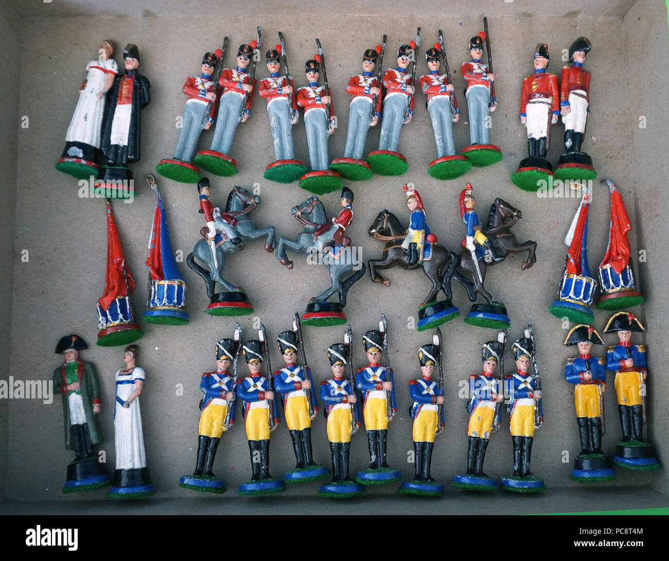 Antike Zinn blei Spielzeugsoldaten Napoleon und Wellington Schlacht von Waterloo Schachspiel Stucke Stockfotografie Alamy