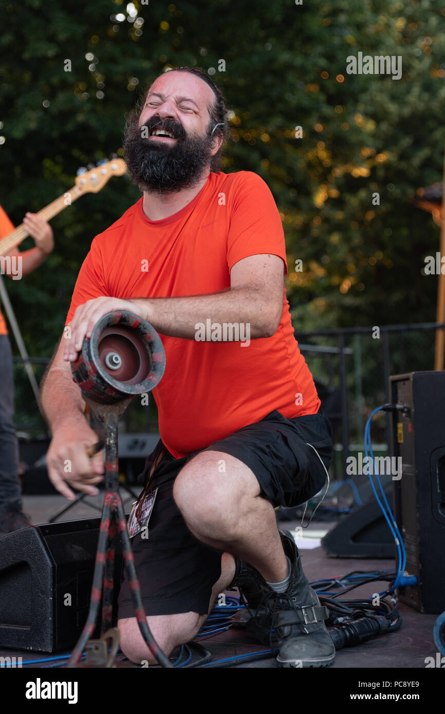 Bergamo, Italien - 29. Juli 2018: Die italienischen Folk Rocker band KALEVALA HMS führt an 6 Folk und Metal Fest von Malpaga (BG). Brambilla Simone Live Stockfoto