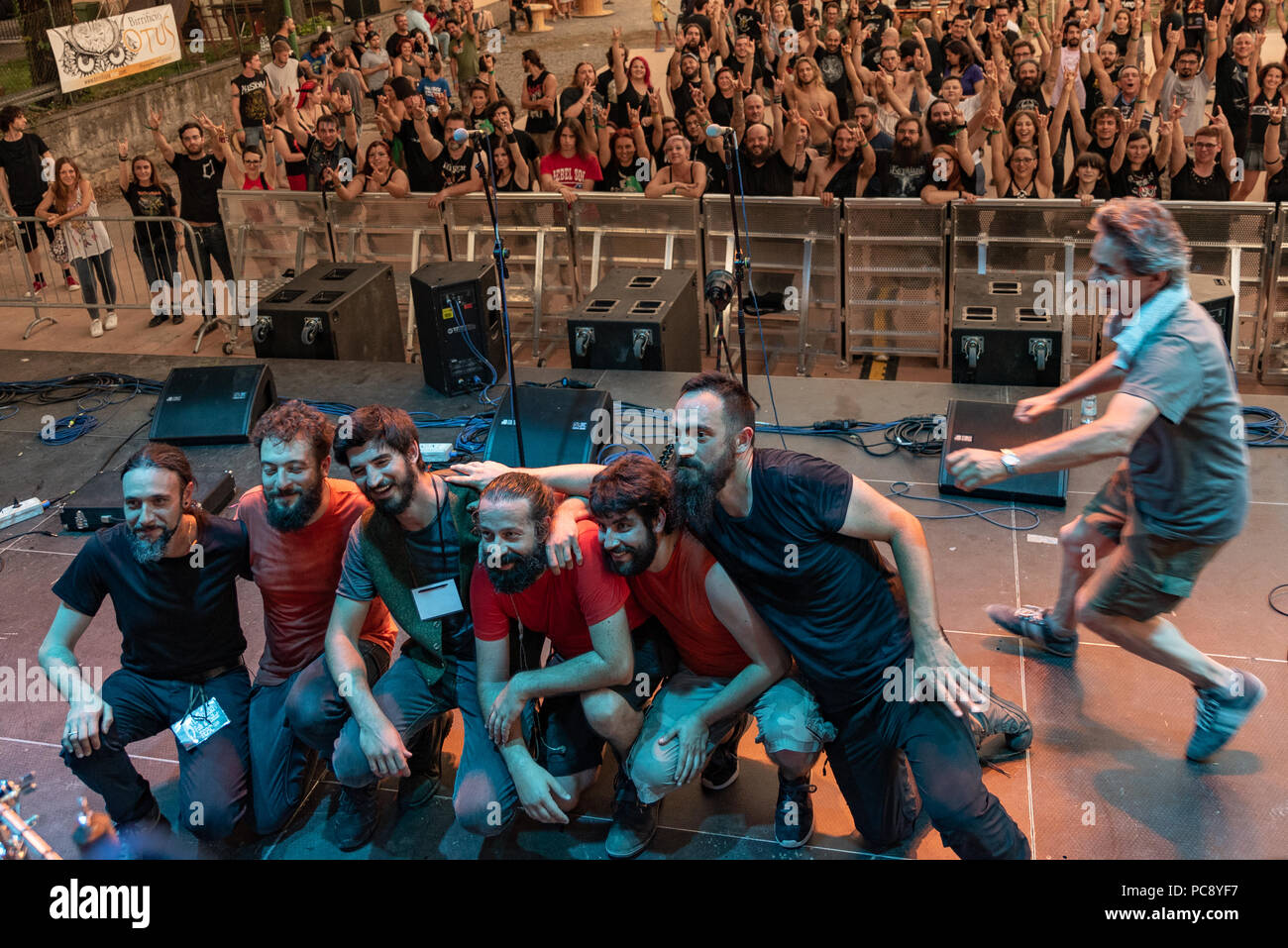 Bergamo, Italien - 29. Juli 2018: Die italienischen Folk Rocker band KALEVALA HMS führt an 6 Folk und Metal Fest von Malpaga (BG). Brambilla Simone Live Stockfoto