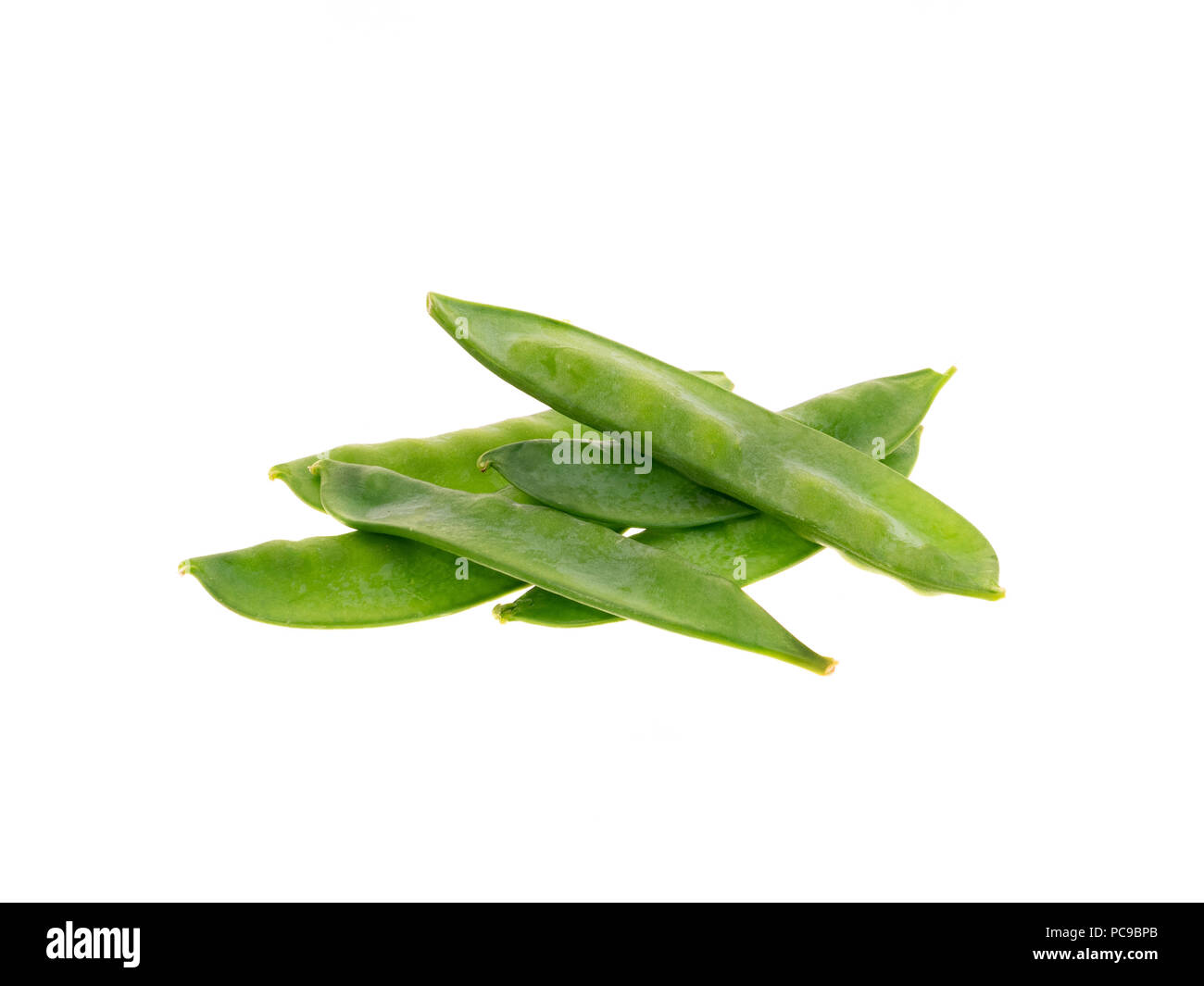 Mangetout oder Schnee Erbsen isoliert auf einem weißen baackground Stockfoto